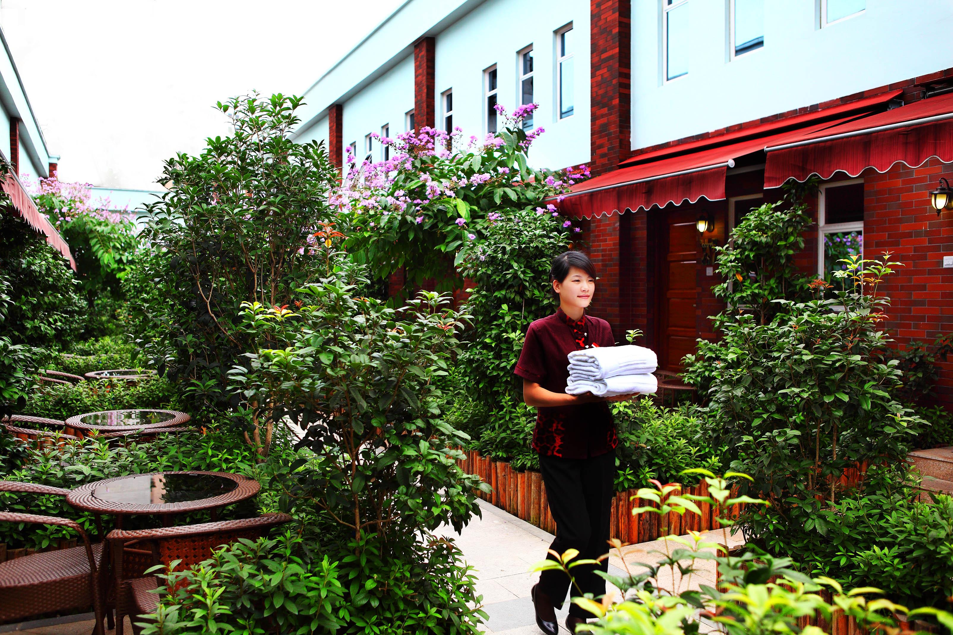 Royal Garden Hotel Canton Esterno foto