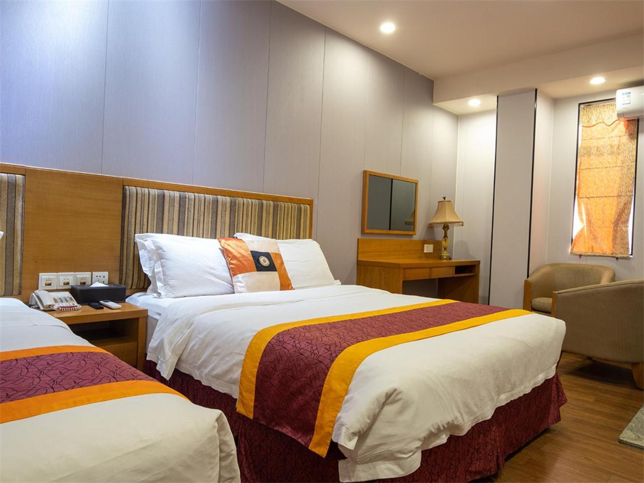 Royal Garden Hotel Canton Esterno foto