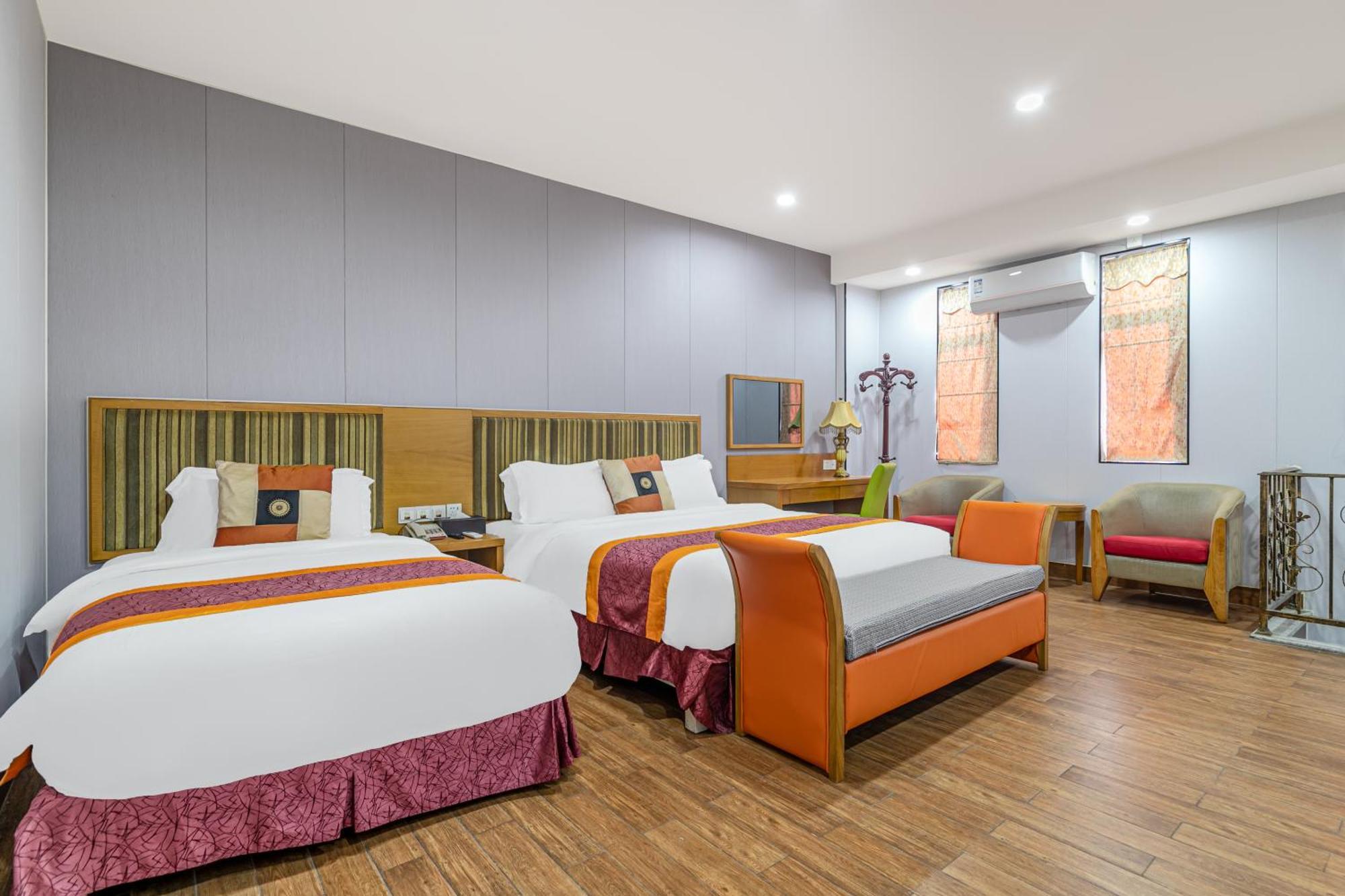 Royal Garden Hotel Canton Esterno foto