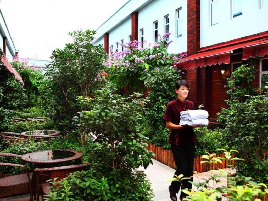 Royal Garden Hotel Canton Esterno foto